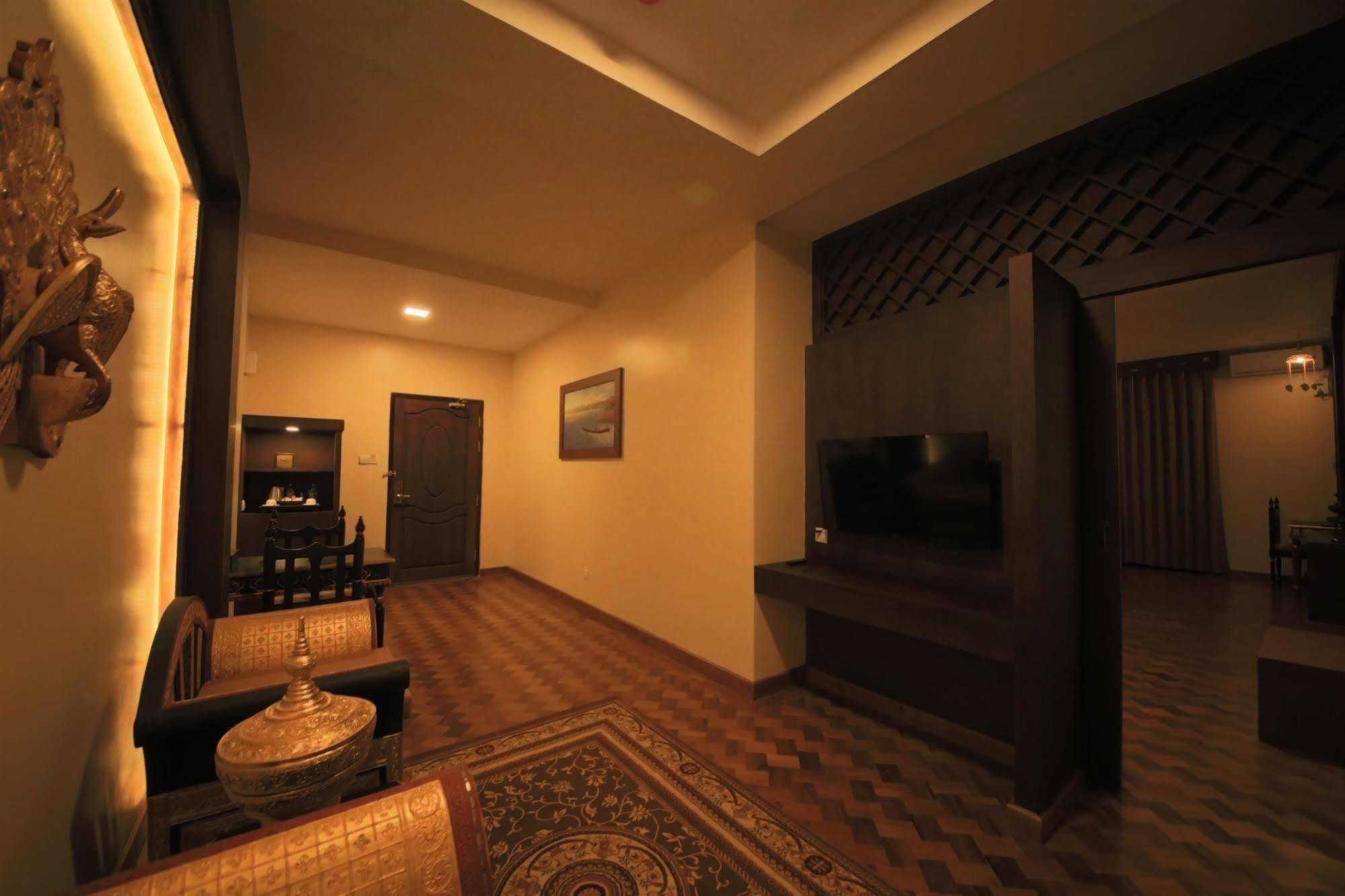 Thousand Island Hotel Inle Lake Экстерьер фото